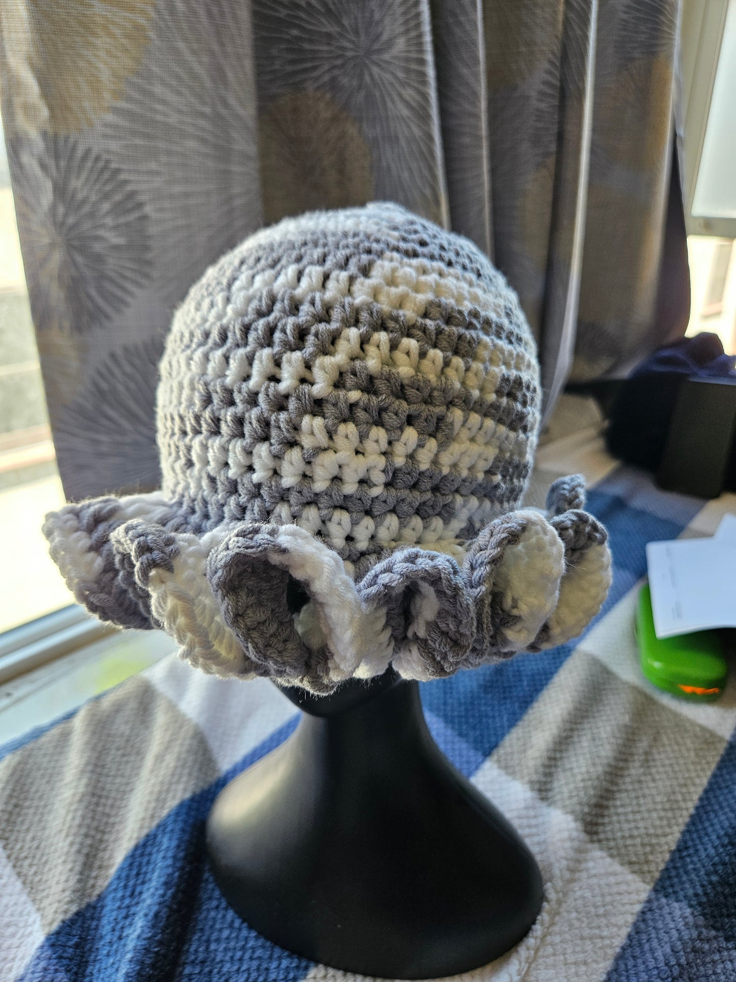 Silver Cozy Cotton Yarn Ruffle Hat